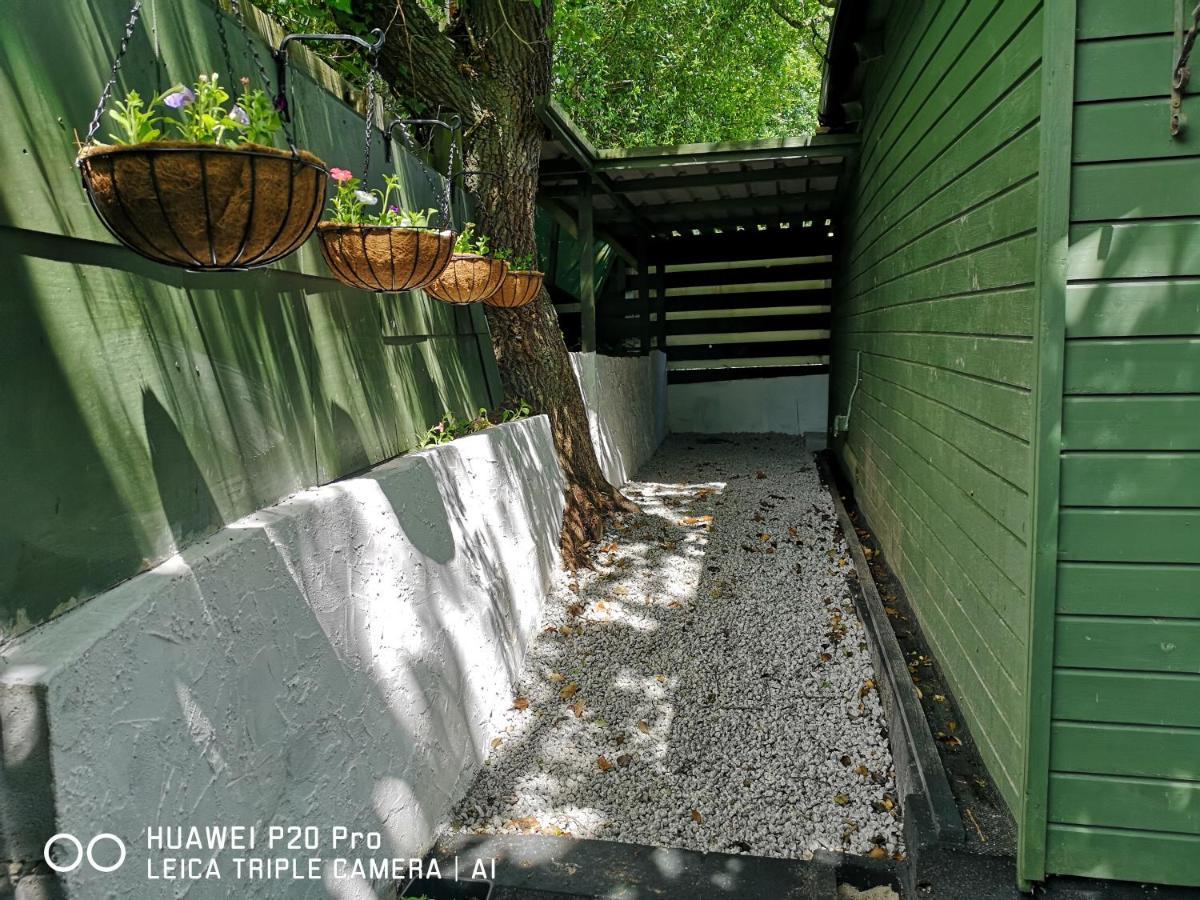 The Old Boathouse Vila Gweek Exterior foto